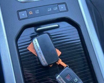 Красный Ленд Ровер Рендж Ровер Эвок, объемом двигателя 2 л и пробегом 177 тыс. км за 5335 $, фото 7 на Automoto.ua