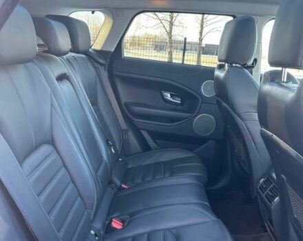 Красный Ленд Ровер Рендж Ровер Эвок, объемом двигателя 2 л и пробегом 177 тыс. км за 5335 $, фото 2 на Automoto.ua