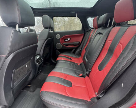 Червоний Ленд Ровер Рендж Ровер Евок, об'ємом двигуна 2 л та пробігом 148 тис. км за 16800 $, фото 18 на Automoto.ua