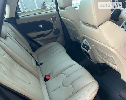 Червоний Ленд Ровер Рендж Ровер Евок, об'ємом двигуна 2 л та пробігом 100 тис. км за 16000 $, фото 28 на Automoto.ua