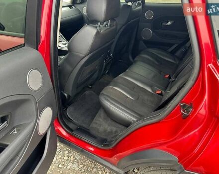 Червоний Ленд Ровер Рендж Ровер Евок, об'ємом двигуна 2 л та пробігом 84 тис. км за 15700 $, фото 8 на Automoto.ua