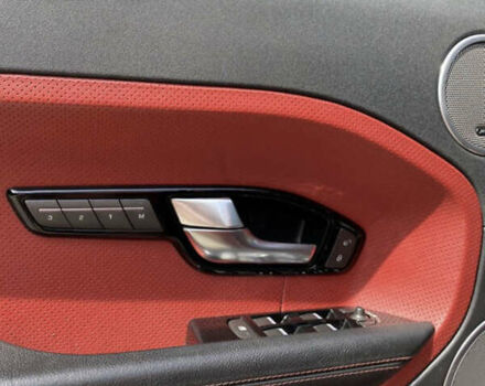 Червоний Ленд Ровер Рендж Ровер Евок, об'ємом двигуна 2 л та пробігом 147 тис. км за 20000 $, фото 8 на Automoto.ua