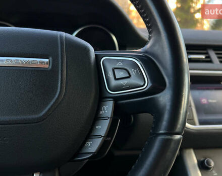 Червоний Ленд Ровер Рендж Ровер Евок, об'ємом двигуна 2 л та пробігом 147 тис. км за 18200 $, фото 11 на Automoto.ua