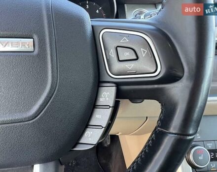 Червоний Ленд Ровер Рендж Ровер Евок, об'ємом двигуна 2.18 л та пробігом 53 тис. км за 23800 $, фото 16 на Automoto.ua