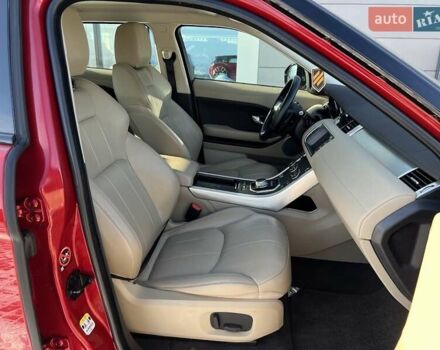 Червоний Ленд Ровер Рендж Ровер Евок, об'ємом двигуна 2.18 л та пробігом 53 тис. км за 23800 $, фото 26 на Automoto.ua