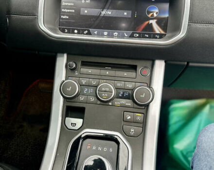 Красный Ленд Ровер Рендж Ровер Эвок, объемом двигателя 2 л и пробегом 180 тыс. км за 18500 $, фото 37 на Automoto.ua