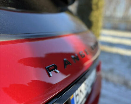 Червоний Ленд Ровер Рендж Ровер Евок, об'ємом двигуна 2 л та пробігом 180 тис. км за 17999 $, фото 16 на Automoto.ua