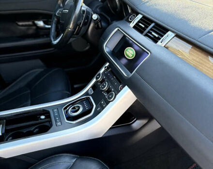 Червоний Ленд Ровер Рендж Ровер Евок, об'ємом двигуна 2 л та пробігом 180 тис. км за 17999 $, фото 41 на Automoto.ua