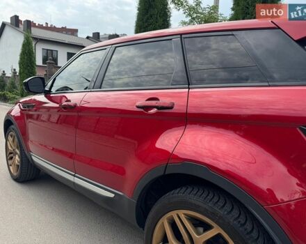 Червоний Ленд Ровер Рендж Ровер Евок, об'ємом двигуна 2 л та пробігом 183 тис. км за 13500 $, фото 9 на Automoto.ua