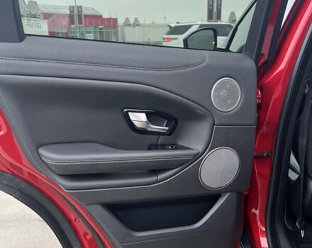 Червоний Ленд Ровер Рендж Ровер Евок, об'ємом двигуна 2 л та пробігом 133 тис. км за 19500 $, фото 23 на Automoto.ua