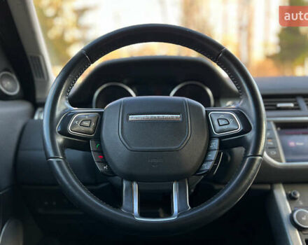 Червоний Ленд Ровер Рендж Ровер Евок, об'ємом двигуна 2 л та пробігом 147 тис. км за 18200 $, фото 9 на Automoto.ua