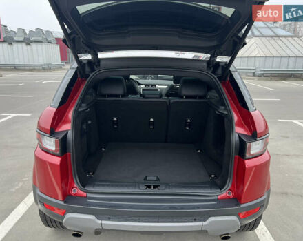 Червоний Ленд Ровер Рендж Ровер Евок, об'ємом двигуна 2 л та пробігом 133 тис. км за 19500 $, фото 25 на Automoto.ua