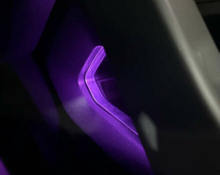 Червоний Ленд Ровер Рендж Ровер Евок, об'ємом двигуна 2 л та пробігом 180 тис. км за 17999 $, фото 71 на Automoto.ua