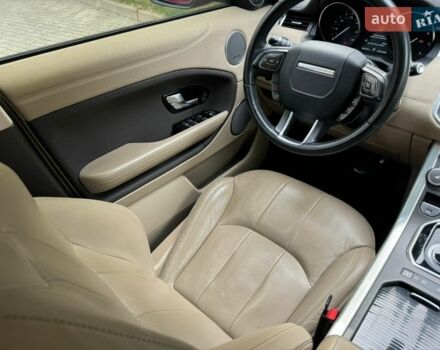 Червоний Ленд Ровер Рендж Ровер Евок, об'ємом двигуна 2 л та пробігом 56 тис. км за 25000 $, фото 10 на Automoto.ua
