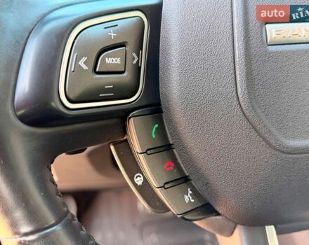 Червоний Ленд Ровер Рендж Ровер Евок, об'ємом двигуна 2 л та пробігом 104 тис. км за 26790 $, фото 28 на Automoto.ua