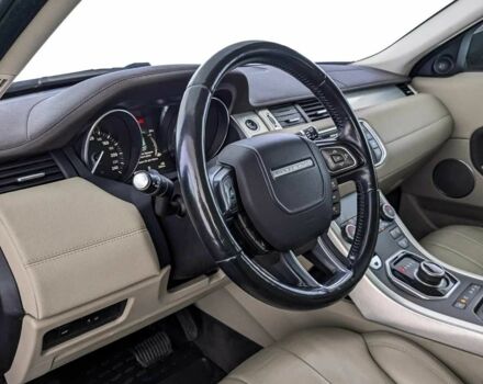 Червоний Ленд Ровер Рендж Ровер Евок, об'ємом двигуна 2 л та пробігом 97 тис. км за 15000 $, фото 6 на Automoto.ua