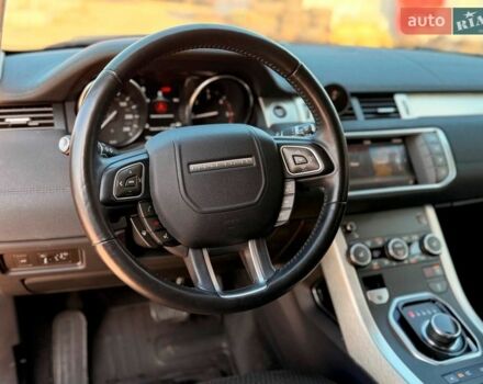 Червоний Ленд Ровер Рендж Ровер Евок, об'ємом двигуна 2 л та пробігом 104 тис. км за 26790 $, фото 19 на Automoto.ua