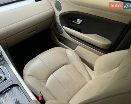 Червоний Ленд Ровер Рендж Ровер Евок, об'ємом двигуна 2 л та пробігом 56 тис. км за 25000 $, фото 9 на Automoto.ua