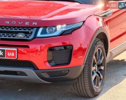 Червоний Ленд Ровер Рендж Ровер Евок, об'ємом двигуна 2 л та пробігом 104 тис. км за 26790 $, фото 3 на Automoto.ua