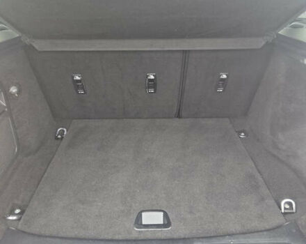 Красный Ленд Ровер Рендж Ровер Эвок, объемом двигателя 2.01 л и пробегом 118 тыс. км за 21900 $, фото 19 на Automoto.ua