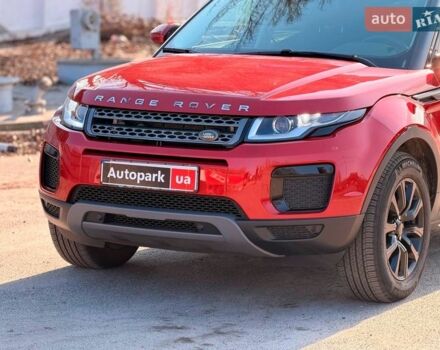 Червоний Ленд Ровер Рендж Ровер Евок, об'ємом двигуна 2 л та пробігом 104 тис. км за 26790 $, фото 4 на Automoto.ua