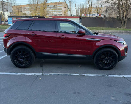 Червоний Ленд Ровер Рендж Ровер Евок, об'ємом двигуна 2 л та пробігом 97 тис. км за 26000 $, фото 4 на Automoto.ua