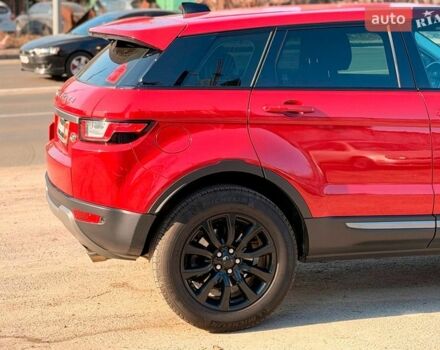 Червоний Ленд Ровер Рендж Ровер Евок, об'ємом двигуна 2 л та пробігом 104 тис. км за 26790 $, фото 5 на Automoto.ua