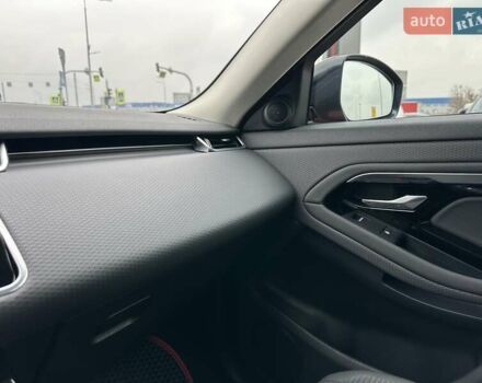 Красный Ленд Ровер Рендж Ровер Эвок, объемом двигателя 2 л и пробегом 84 тыс. км за 33900 $, фото 24 на Automoto.ua