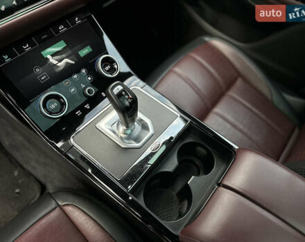 Червоний Ленд Ровер Рендж Ровер Евок, об'ємом двигуна 2 л та пробігом 63 тис. км за 39900 $, фото 51 на Automoto.ua