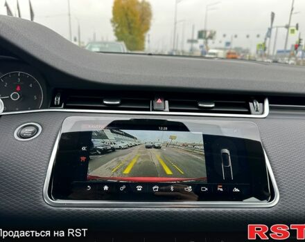 Червоний Ленд Ровер Рендж Ровер Евок, об'ємом двигуна 2 л та пробігом 8400 тис. км за 33389 $, фото 9 на Automoto.ua