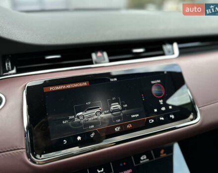 Червоний Ленд Ровер Рендж Ровер Евок, об'ємом двигуна 2 л та пробігом 63 тис. км за 39900 $, фото 70 на Automoto.ua