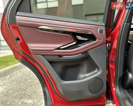 Червоний Ленд Ровер Рендж Ровер Евок, об'ємом двигуна 2 л та пробігом 63 тис. км за 39900 $, фото 78 на Automoto.ua