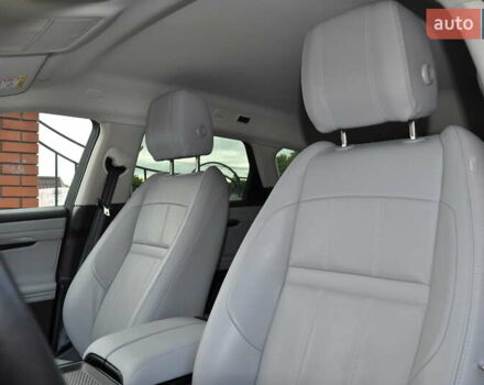 Червоний Ленд Ровер Рендж Ровер Евок, об'ємом двигуна 2 л та пробігом 35 тис. км за 39900 $, фото 11 на Automoto.ua