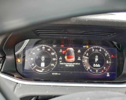 Красный Ленд Ровер Рендж Ровер Эвок, объемом двигателя 2 л и пробегом 61 тыс. км за 9000 $, фото 8 на Automoto.ua