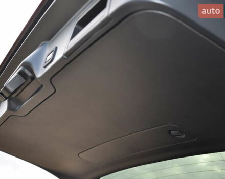 Красный Ленд Ровер Рендж Ровер Эвок, объемом двигателя 2 л и пробегом 35 тыс. км за 39900 $, фото 38 на Automoto.ua