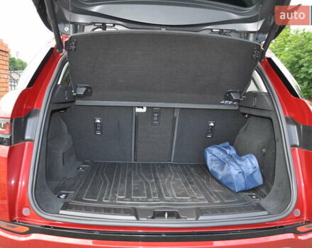 Червоний Ленд Ровер Рендж Ровер Евок, об'ємом двигуна 2 л та пробігом 35 тис. км за 39900 $, фото 36 на Automoto.ua