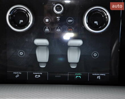 Червоний Ленд Ровер Рендж Ровер Евок, об'ємом двигуна 2 л та пробігом 35 тис. км за 39900 $, фото 20 на Automoto.ua