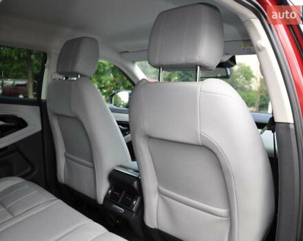 Красный Ленд Ровер Рендж Ровер Эвок, объемом двигателя 2 л и пробегом 35 тыс. км за 39900 $, фото 23 на Automoto.ua