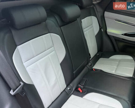 Ленд Ровер Рендж Ровер Евок, об'ємом двигуна 2 л та пробігом 161 тис. км за 28500 $, фото 23 на Automoto.ua