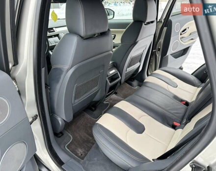 Жовтий Ленд Ровер Рендж Ровер Евок, об'ємом двигуна 2.18 л та пробігом 183 тис. км за 18750 $, фото 27 на Automoto.ua