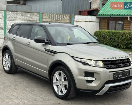 Жовтий Ленд Ровер Рендж Ровер Евок, об'ємом двигуна 2.18 л та пробігом 183 тис. км за 18950 $, фото 17 на Automoto.ua