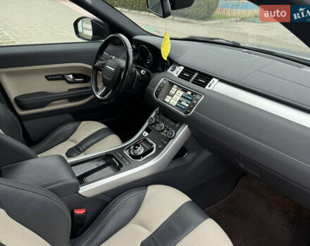 Жовтий Ленд Ровер Рендж Ровер Евок, об'ємом двигуна 2.18 л та пробігом 183 тис. км за 18950 $, фото 33 на Automoto.ua