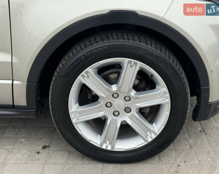 Жовтий Ленд Ровер Рендж Ровер Евок, об'ємом двигуна 2.18 л та пробігом 183 тис. км за 18950 $, фото 16 на Automoto.ua