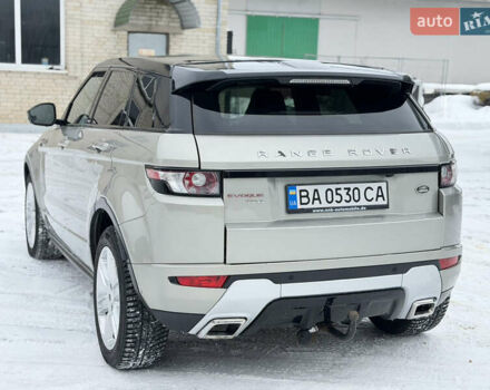 Жовтий Ленд Ровер Рендж Ровер Евок, об'ємом двигуна 2.18 л та пробігом 183 тис. км за 18750 $, фото 9 на Automoto.ua
