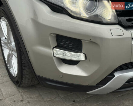 Жовтий Ленд Ровер Рендж Ровер Евок, об'ємом двигуна 2.18 л та пробігом 183 тис. км за 18950 $, фото 20 на Automoto.ua