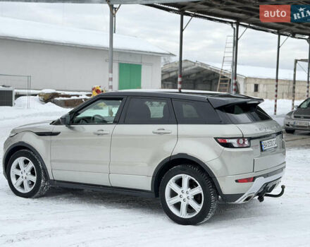 Жовтий Ленд Ровер Рендж Ровер Евок, об'ємом двигуна 2.18 л та пробігом 183 тис. км за 18750 $, фото 7 на Automoto.ua