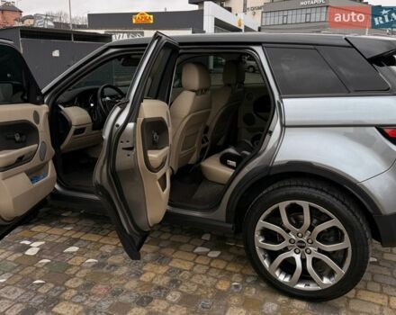 Сірий Ленд Ровер Рендж Ровер Евок, об'ємом двигуна 2 л та пробігом 280 тис. км за 14800 $, фото 11 на Automoto.ua