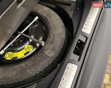 Сірий Ленд Ровер Рендж Ровер Евок, об'ємом двигуна 2 л та пробігом 280 тис. км за 14800 $, фото 35 на Automoto.ua