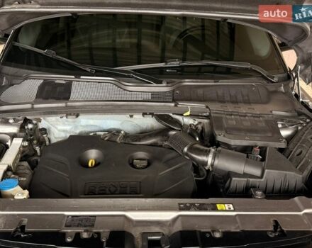 Сірий Ленд Ровер Рендж Ровер Евок, об'ємом двигуна 2 л та пробігом 280 тис. км за 14800 $, фото 38 на Automoto.ua