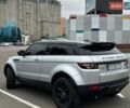 Сірий Ленд Ровер Рендж Ровер Евок, об'ємом двигуна 2.2 л та пробігом 142 тис. км за 16600 $, фото 2 на Automoto.ua